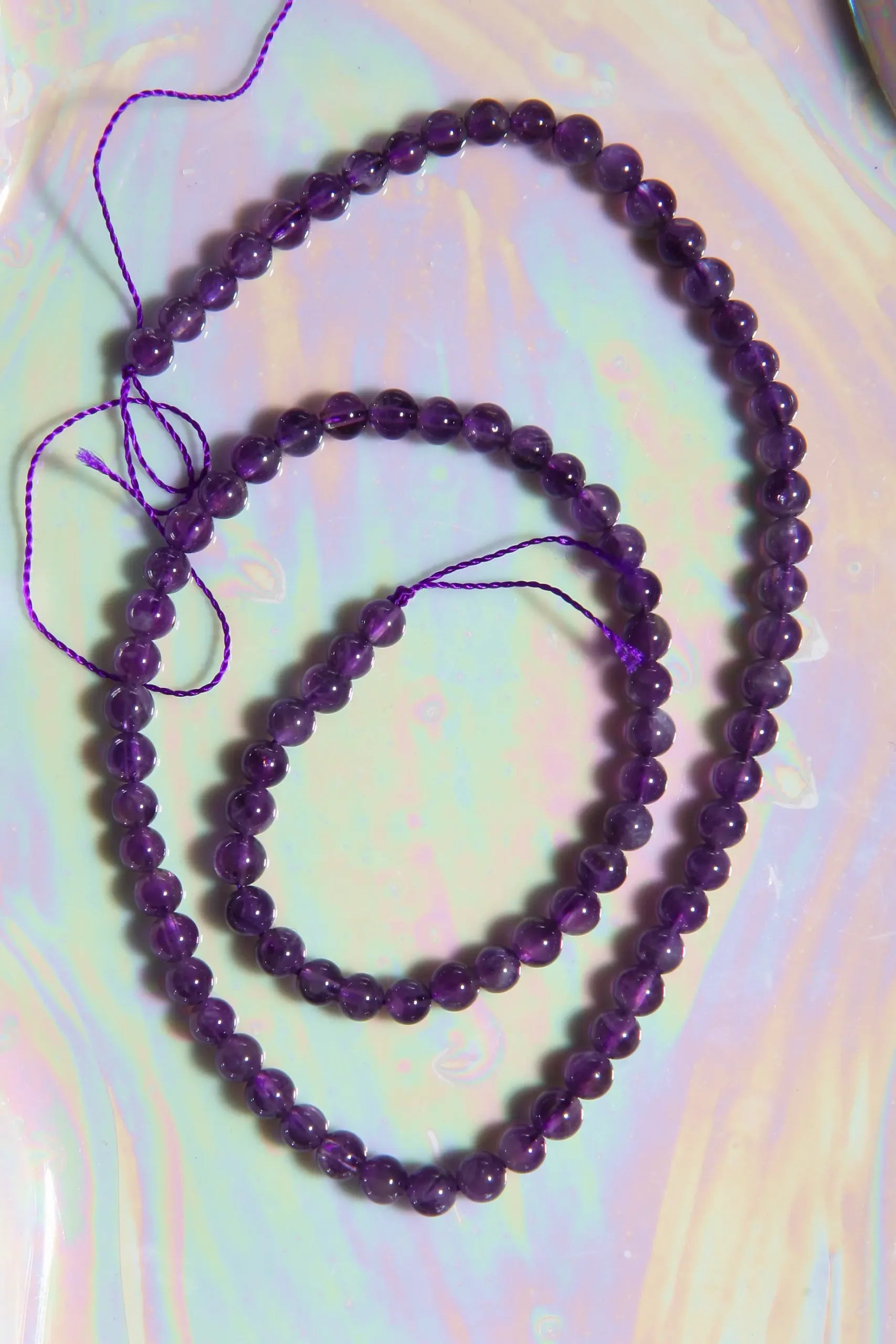 Perle Améthyste en pierre naturelle sur fil 4mm