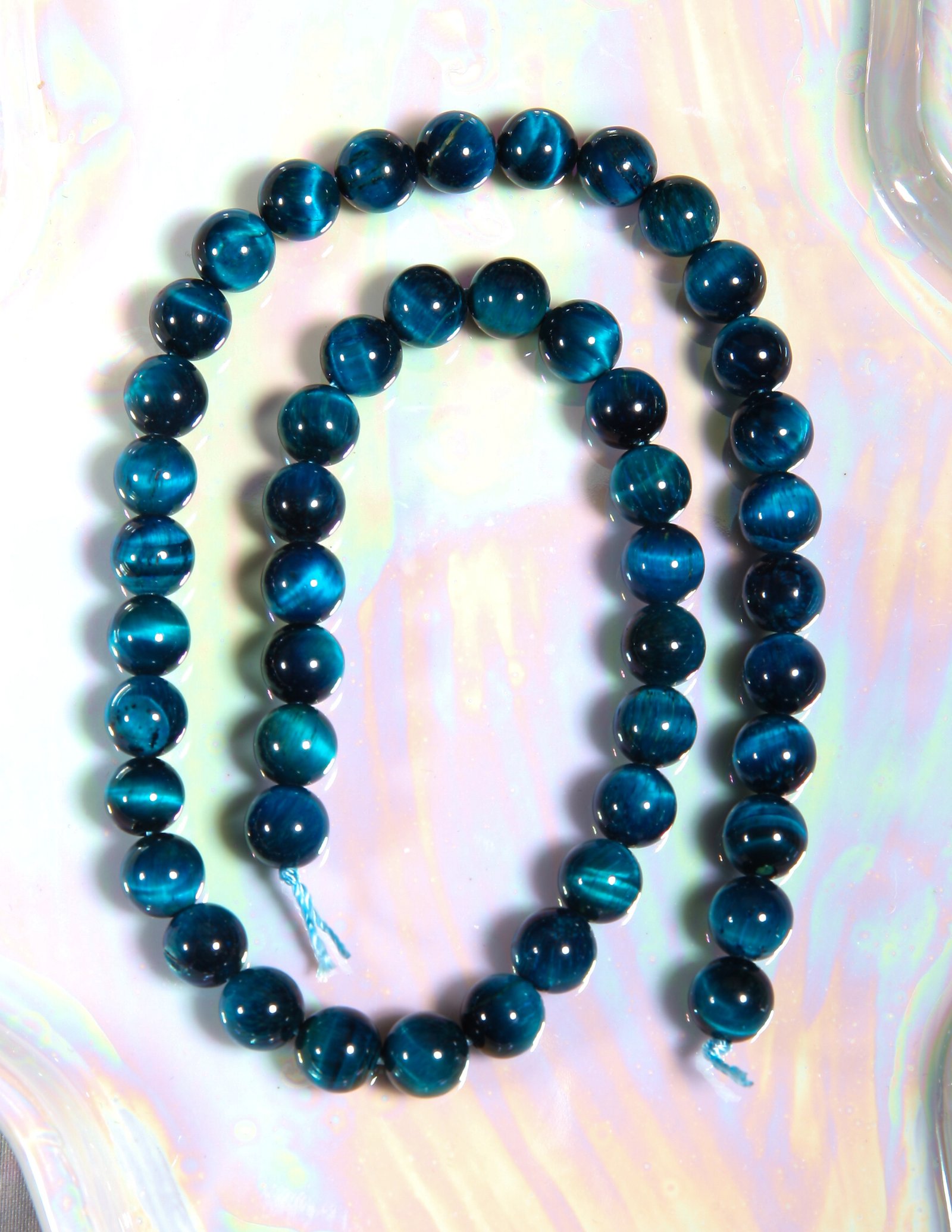 Perle Œil de tigre bleu 8 mm en pierre naturelle sur fil