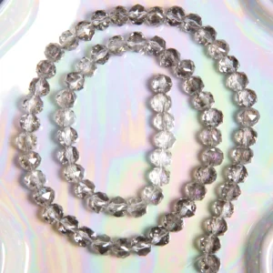 Perle cristal facetté gris 8x8 mm en verre
