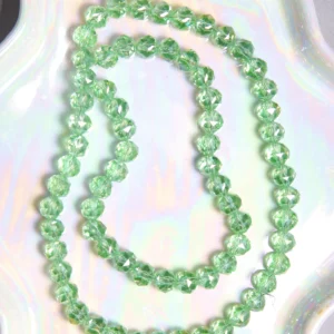 Perle Cristal vert clair 8x8 mm rondelle facettée en verre