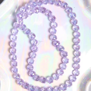 Perle cristal facetté violet clair 8x8 mm en verre