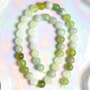Perle Jade serpentine 8 mm en pierre naturelle sur fil