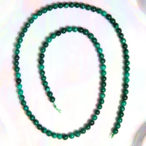 Perle Malachite 4 mm en pierre naturelle sur fil