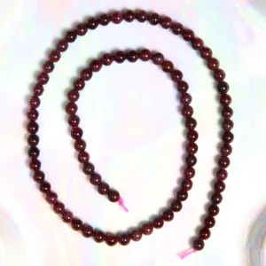 Perle Grenat 4 mm en pierre naturelle sur fil